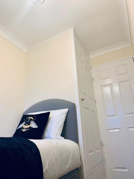 Homely Detached 3 Bedroom House Near Sheffield Rotherham Exteriör bild